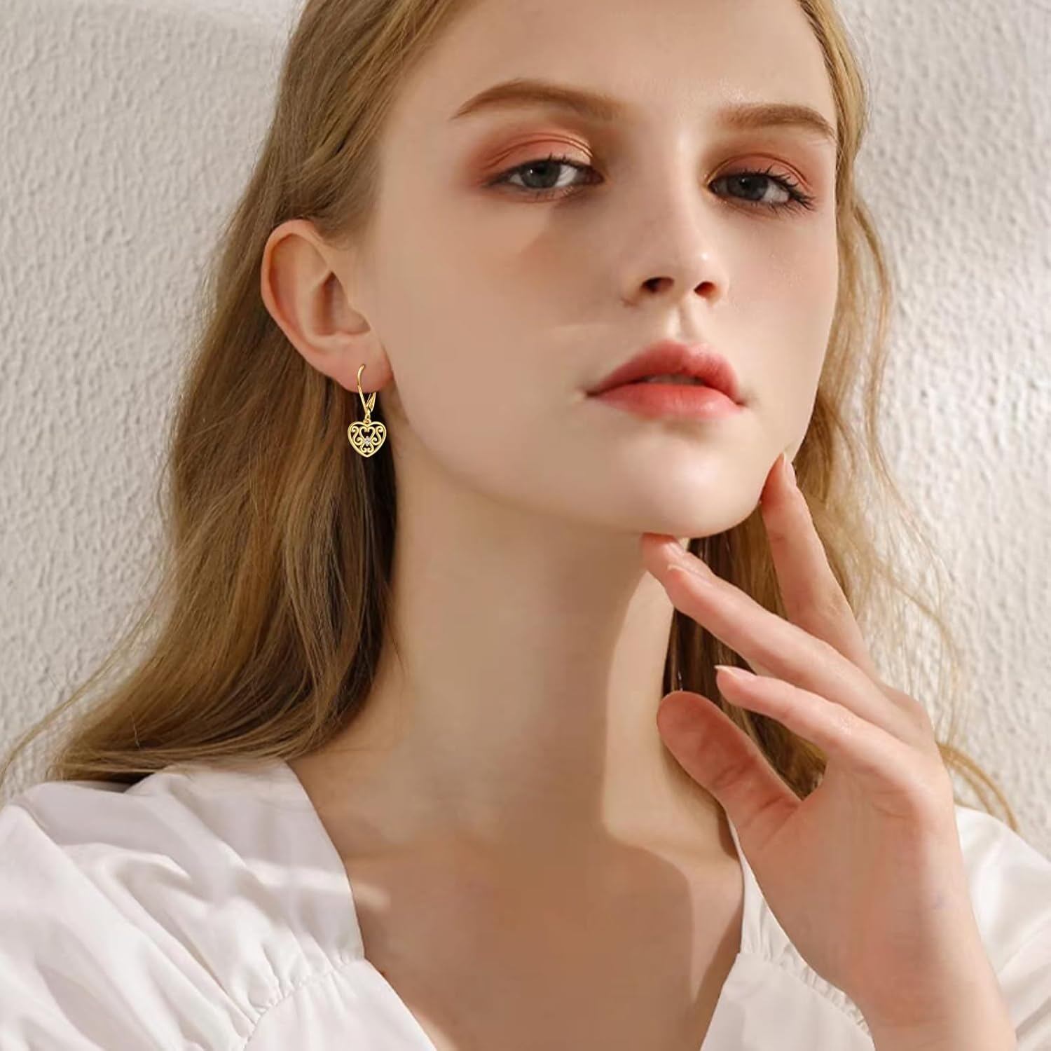 14K Gold Filigree Heart Shape Dangle Drop Leverback Earrings